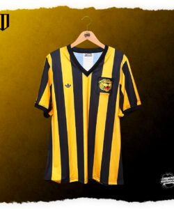 AURINEGRA 82